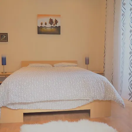 Apartment Santa Apolonia Lisbon